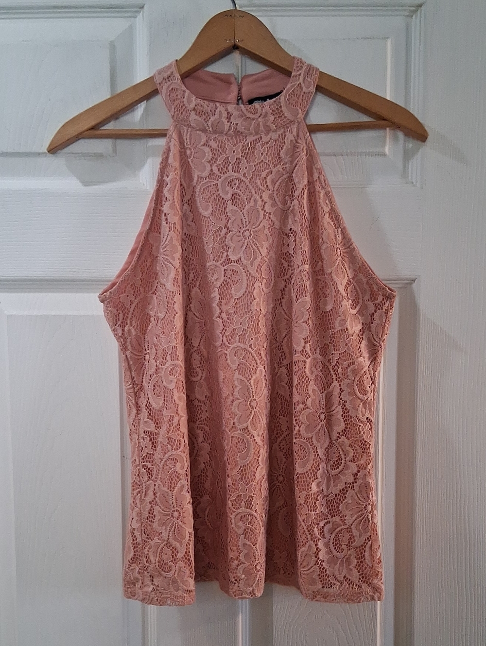 Cable & Gauge Dusty Rose Lace Halter Camisole